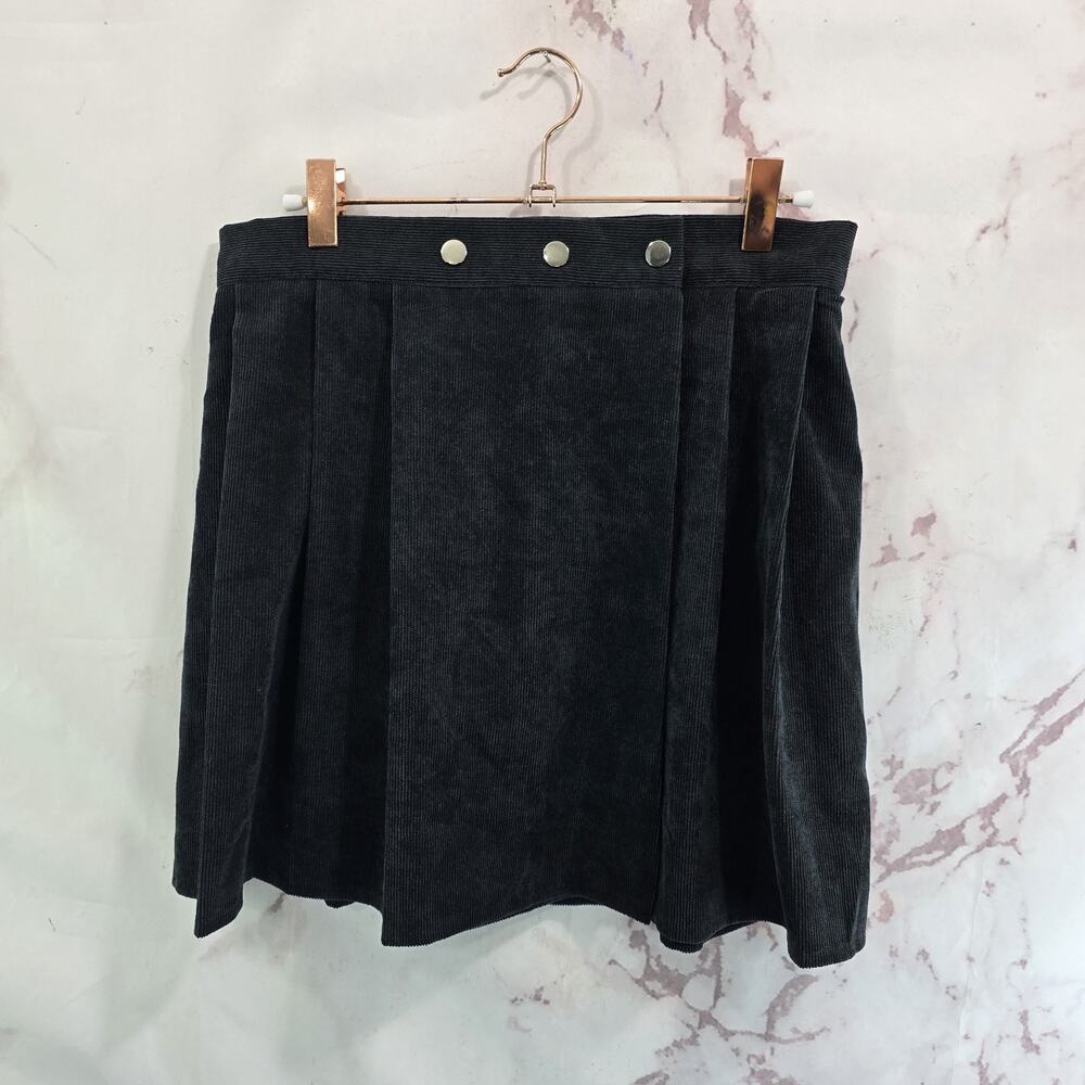 The Vintage Twin Skirt Womens Small 4 Corduroy Y2K Grunge Goth Micro Mini Vamp